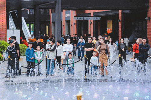 音樂(lè )噴泉_副本.gif